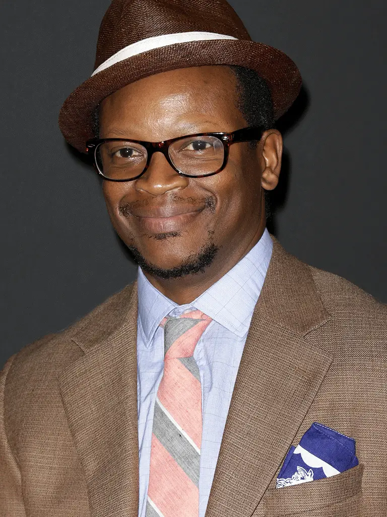 How tall is Lawrence Gilliard Jr?